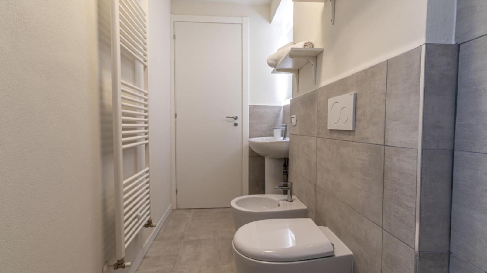Suite Modena Al Centro - Affitti Brevi Italia Екстер'єр фото